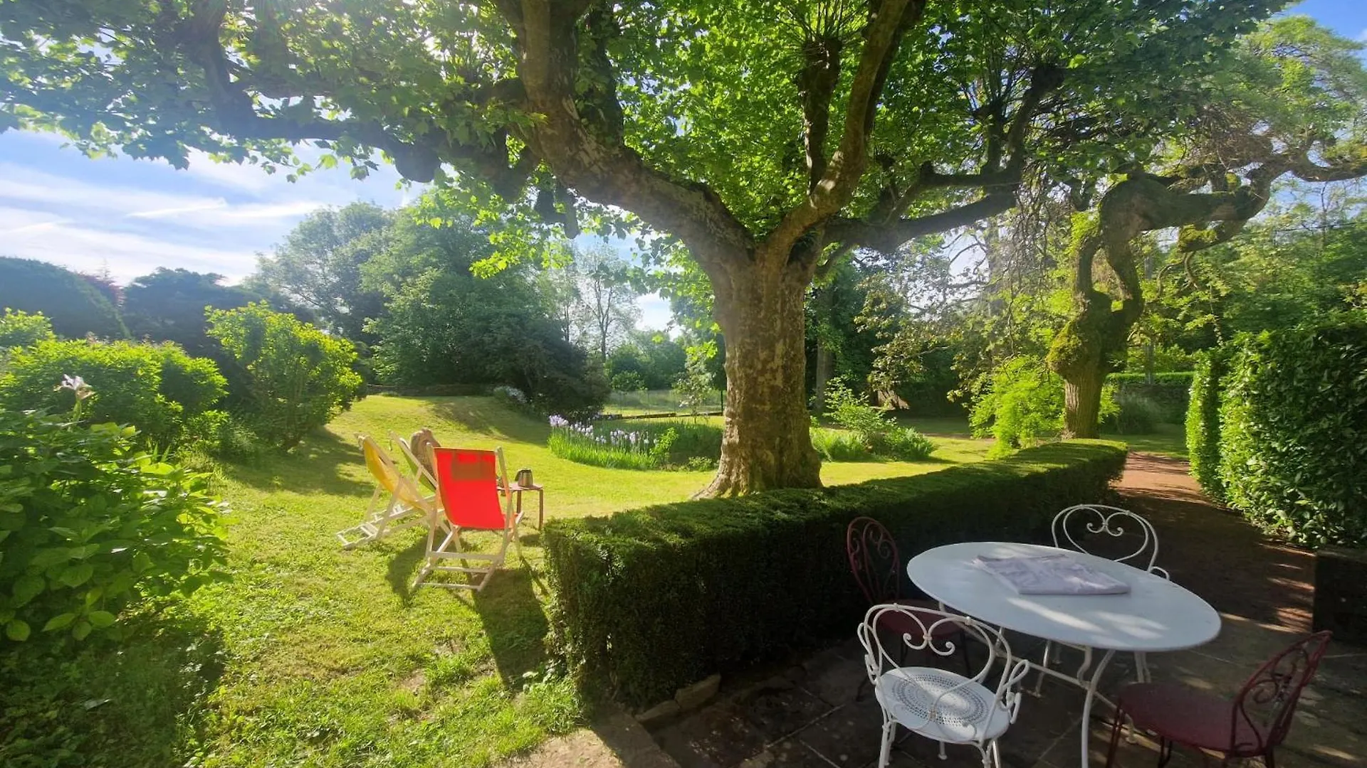 Bed & Breakfast Domaine Des Franchises - Beaujolais Village - Charme Et Authenticite Au Coeur Des Pierres Dorees Denice